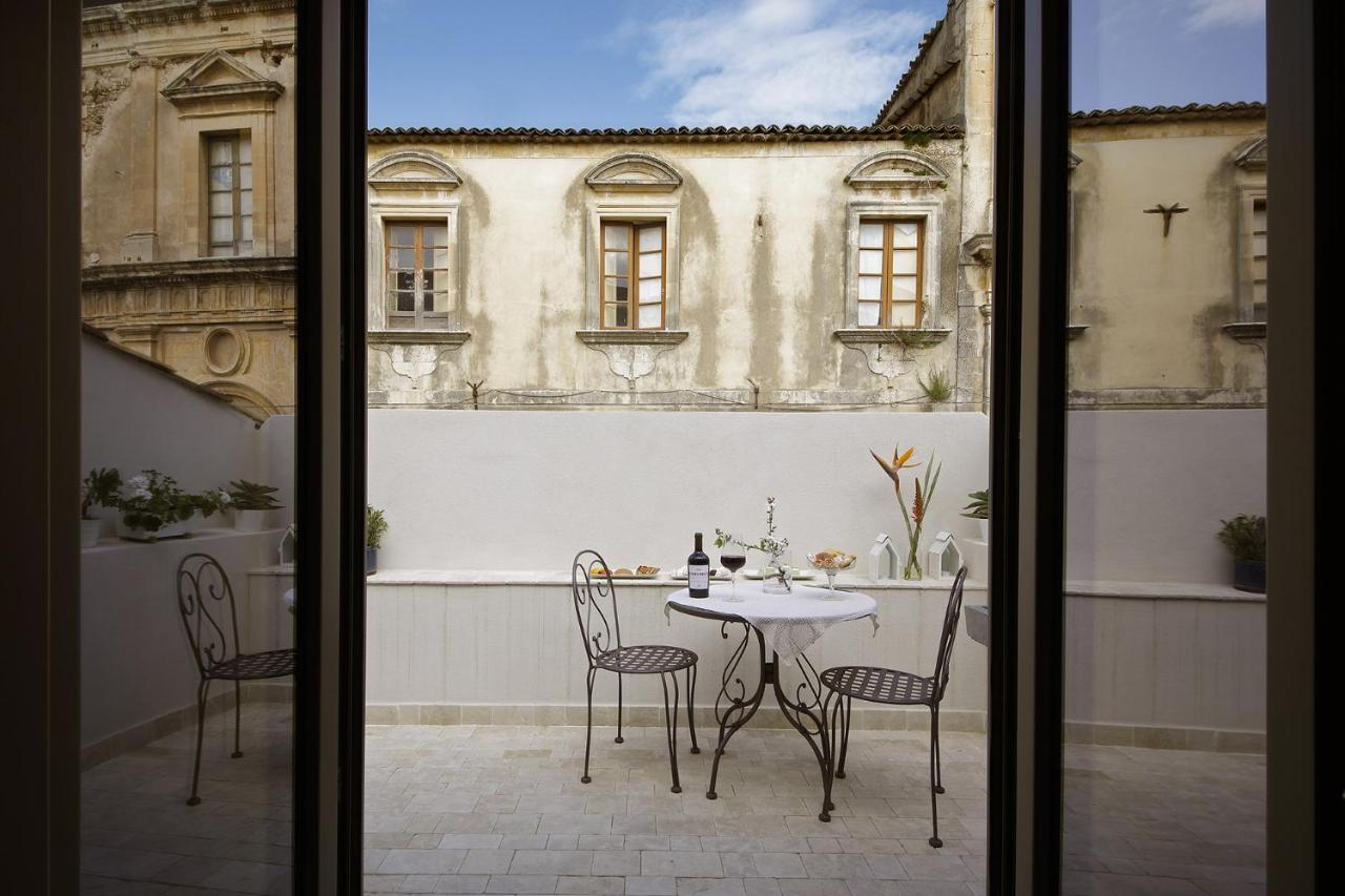Nicotera Apartment Noto Exteriér fotografie